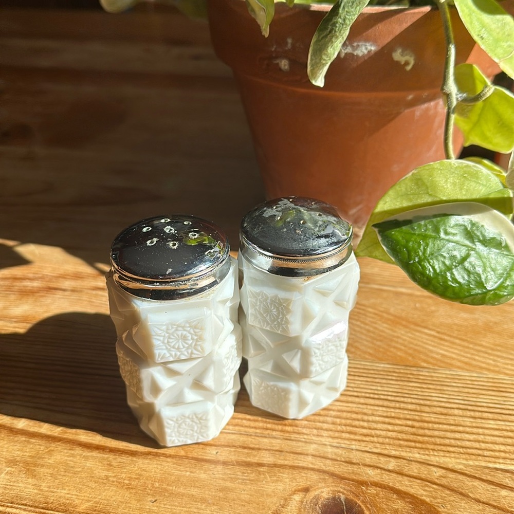 Vintage Milk Glass Shakers